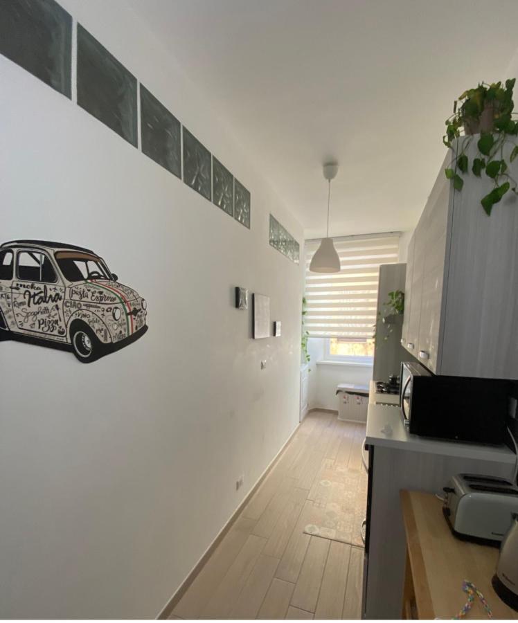 Domus Art Suites Merulana Roma Esterno foto